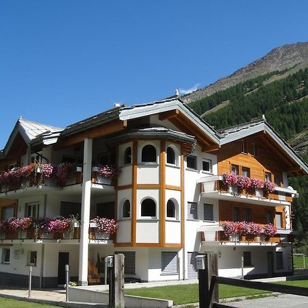 Haus Alpenstern Διαμέρισμα Saas-Grund Εξωτερικό φωτογραφία