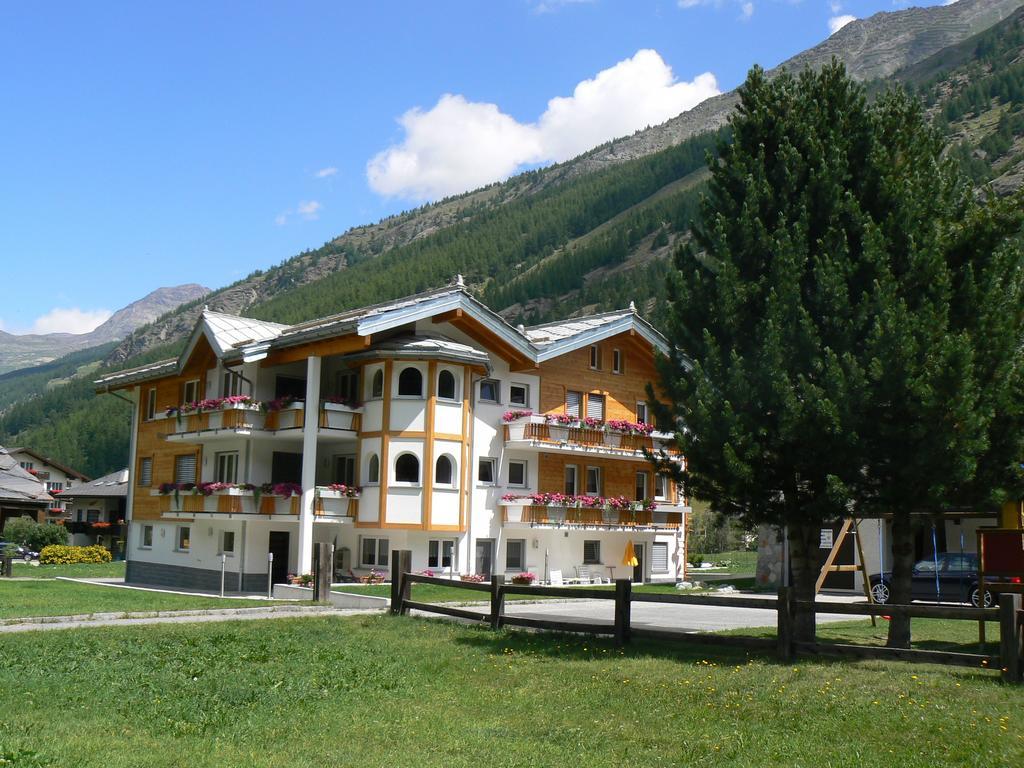 Haus Alpenstern Διαμέρισμα Saas-Grund Εξωτερικό φωτογραφία